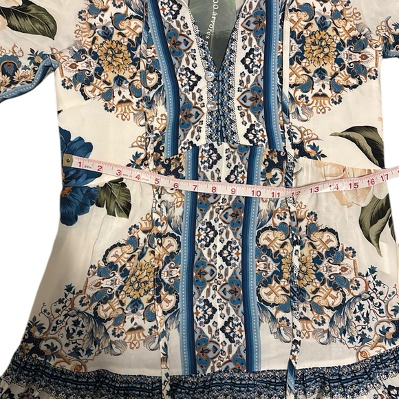 NWT Farm Rio Blue and White floral short sleeve v neck maxi dress sz M - Picture 10 of 11